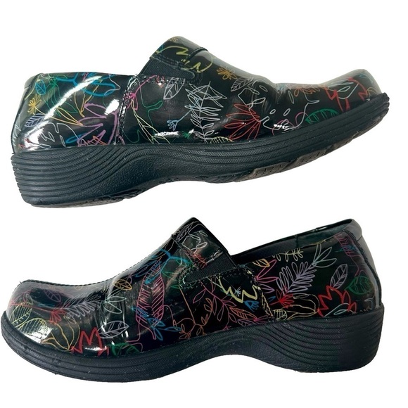 Dansko Shoes - Dansko Women's Slip Resistant Black Multi Colored Work Clogs, size 7